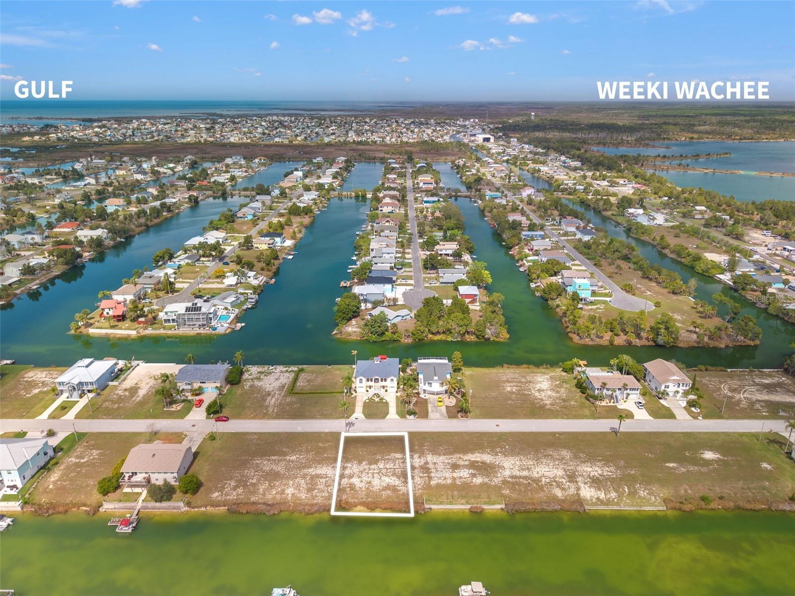 4018 Amberjack Dr Property Photo 4