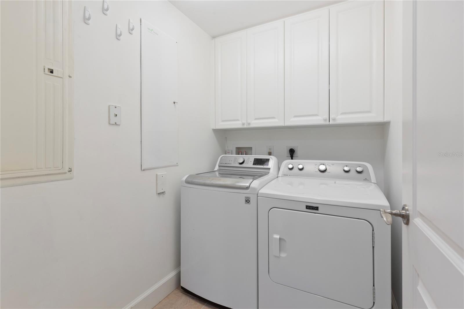 300 Beach Dr Ne #302 Property Photo 23