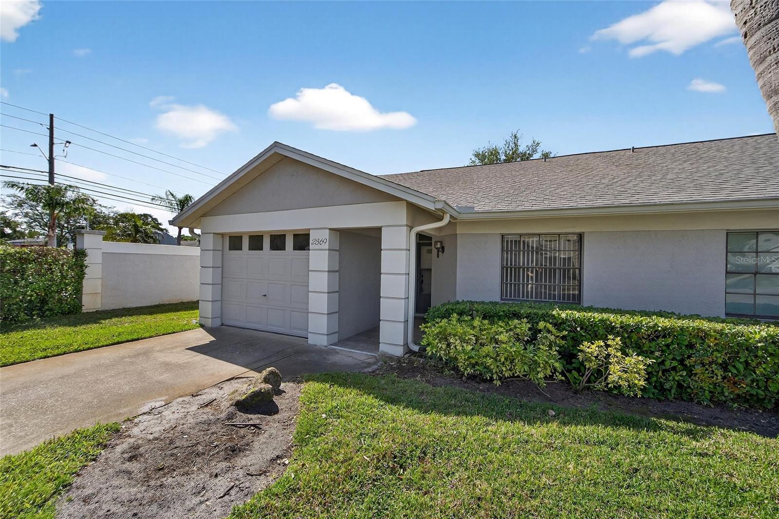 2369 Beverly Dr Property Photo 4