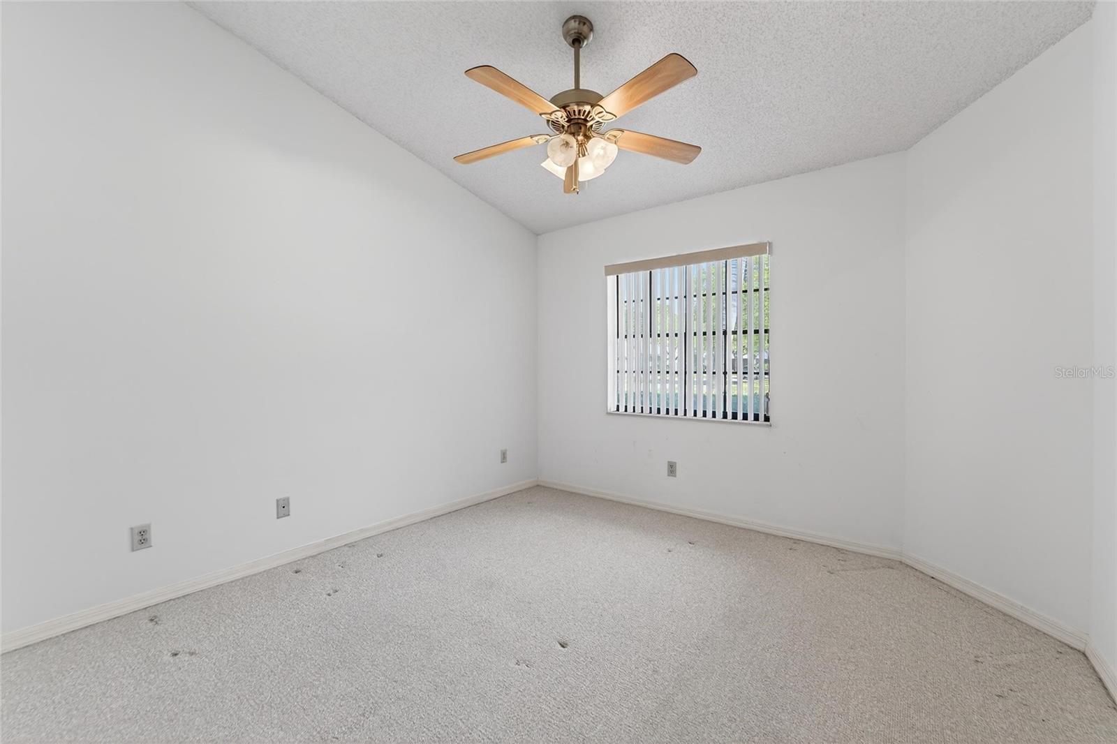2369 Beverly Dr Property Photo 38