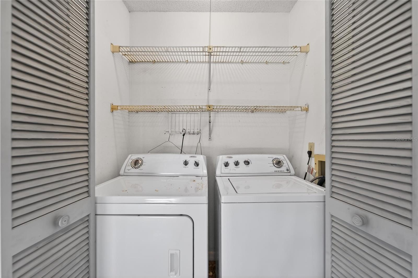2369 Beverly Dr Property Photo 43