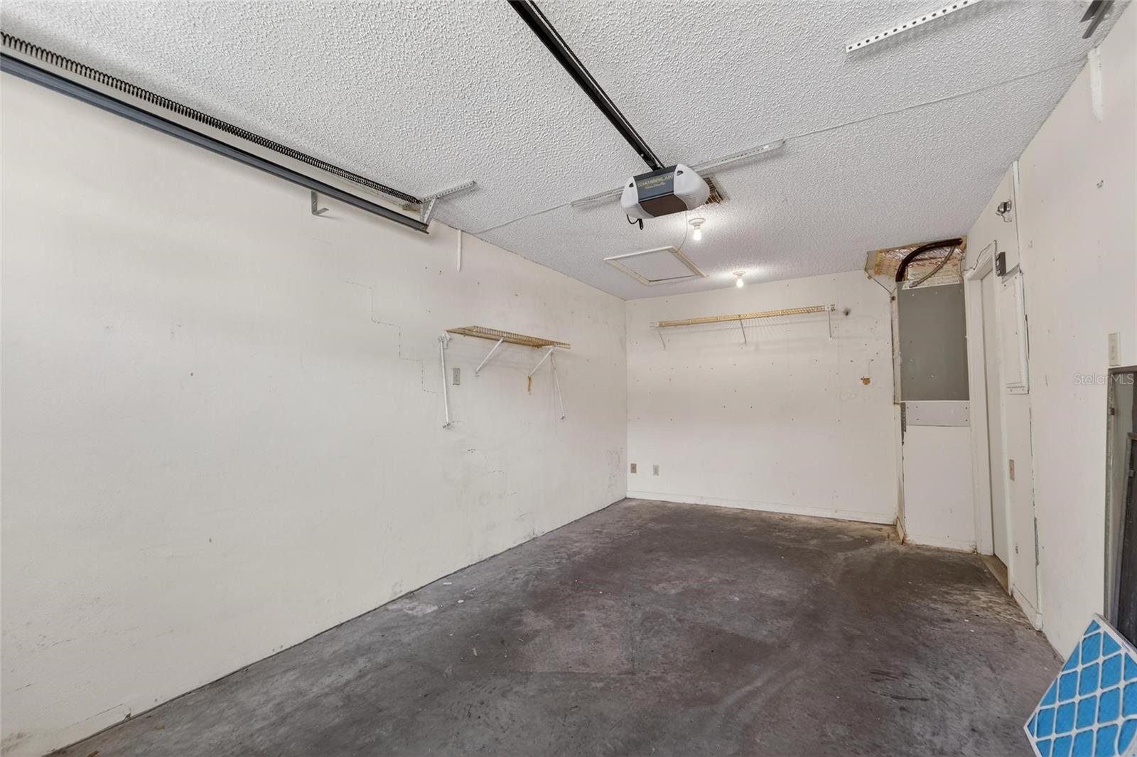 2369 Beverly Dr Property Photo 44