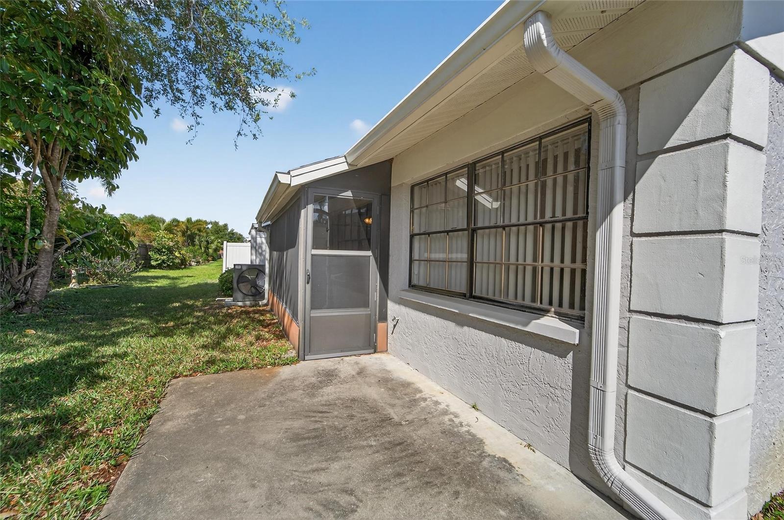 2369 Beverly Dr Property Photo 50