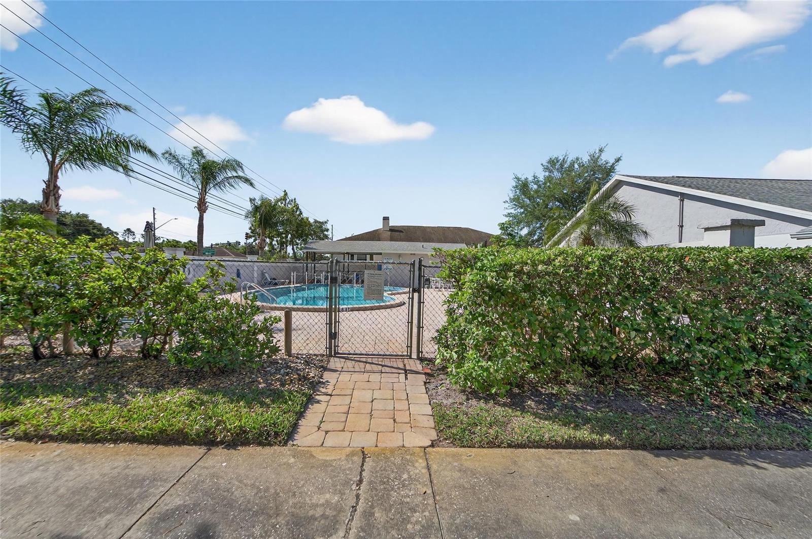 2369 Beverly Dr Property Photo 51