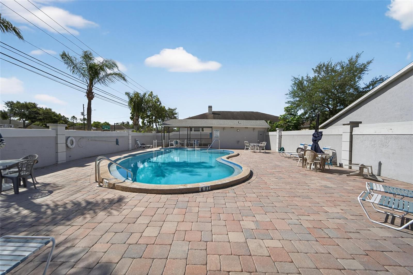 2369 Beverly Dr Property Photo 52