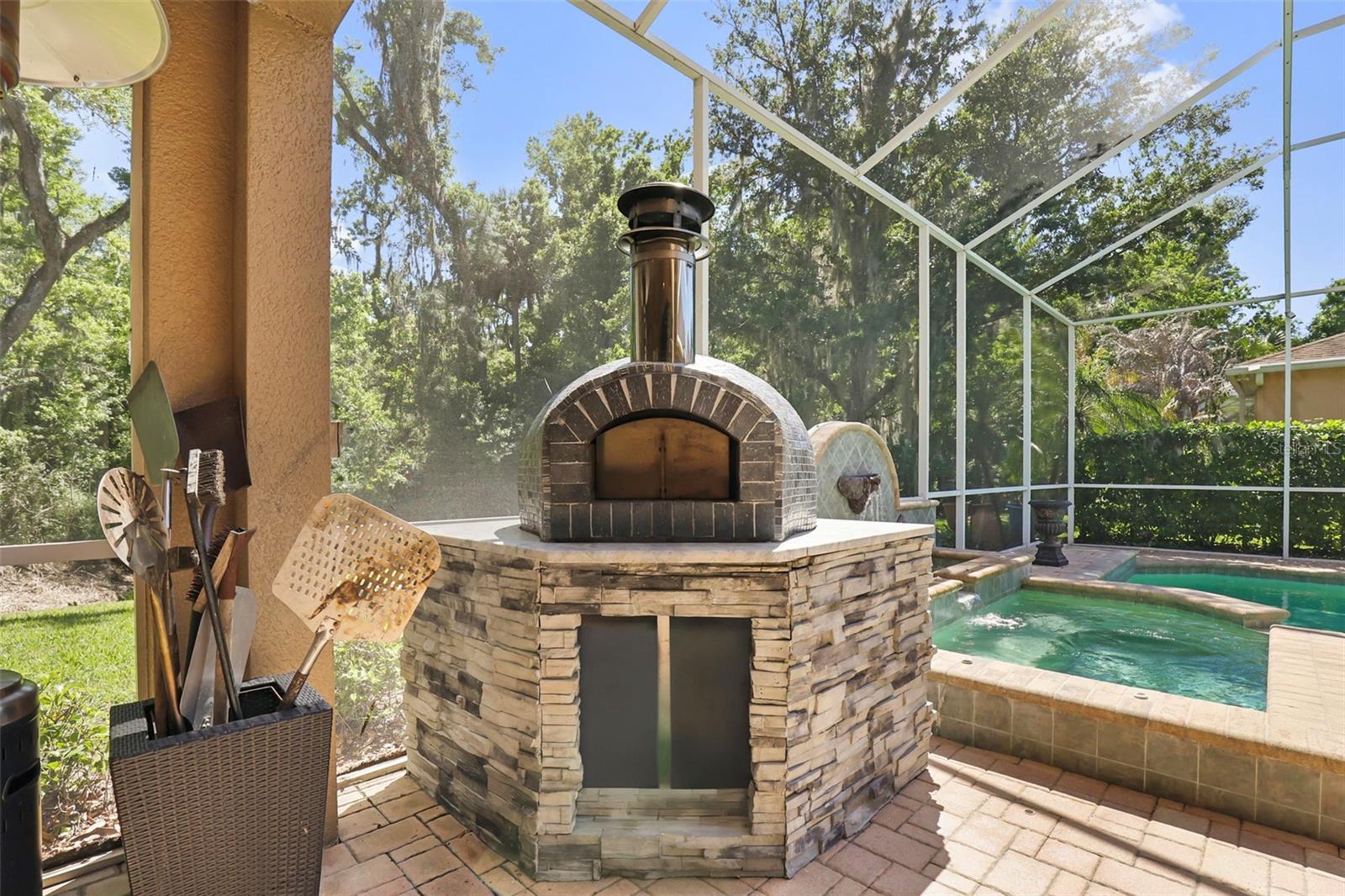 27608 Pine Point Dr Property Photo 60
