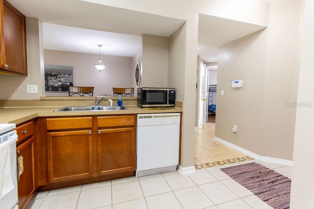 6445 Cypressdale Dr #102 Property Photo 6
