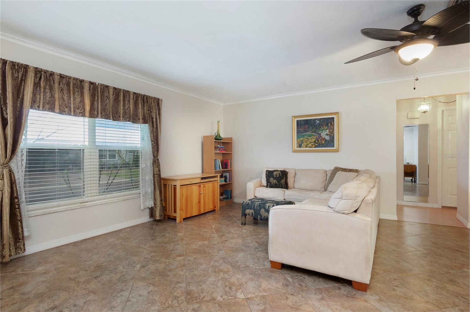 8303 Annwood Rd Property Photo 4