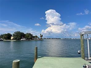 6901 Gulf Winds Dr Property Photo 8