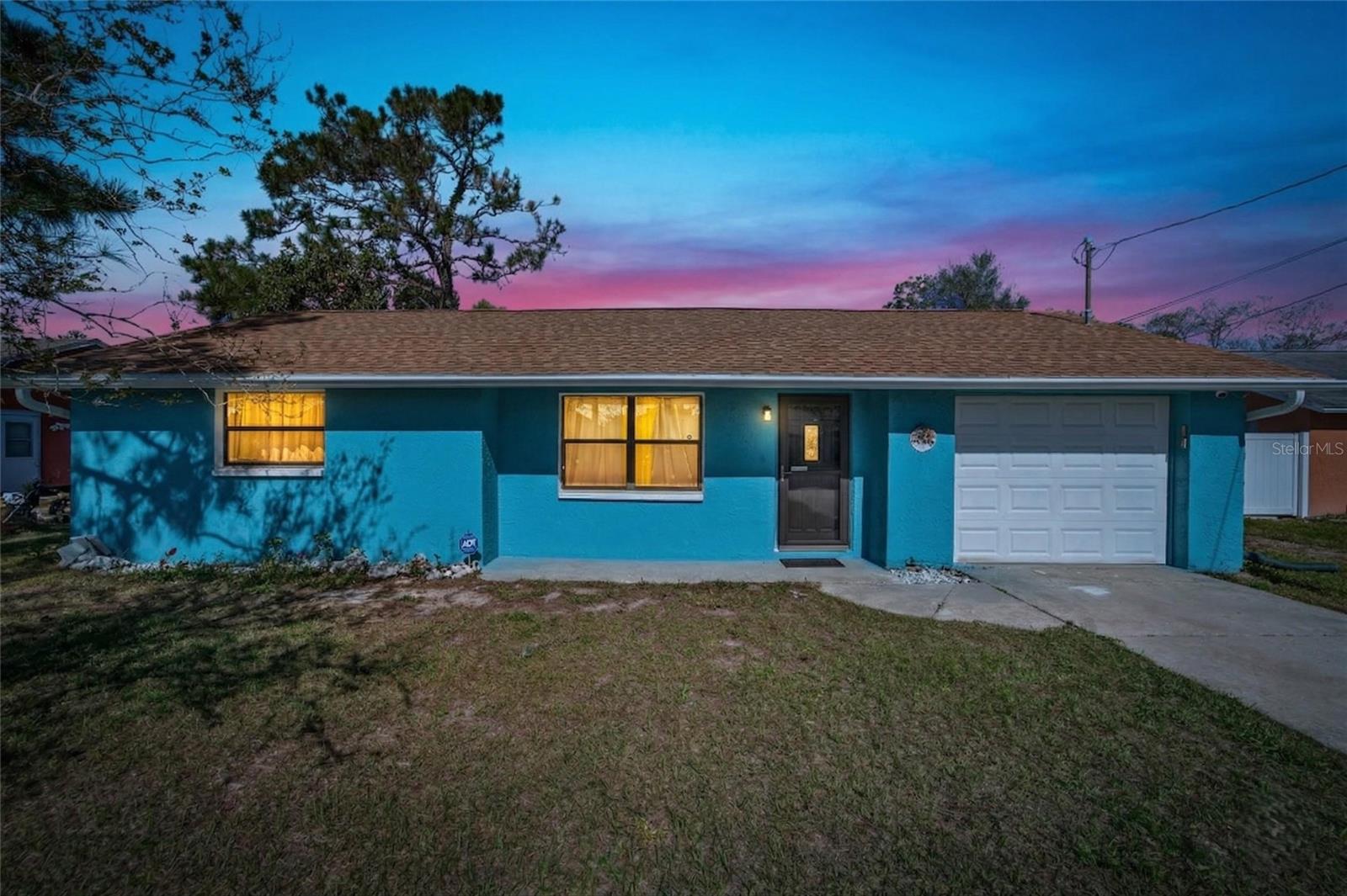 15821 Adobe Dr Property Photo 1