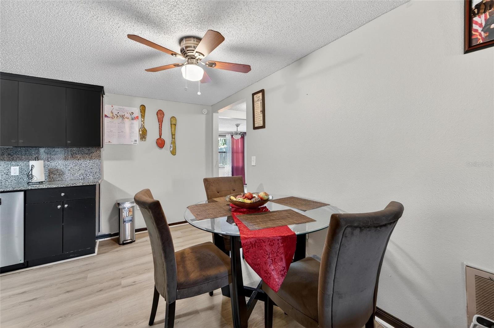 15821 Adobe Dr Property Photo 7