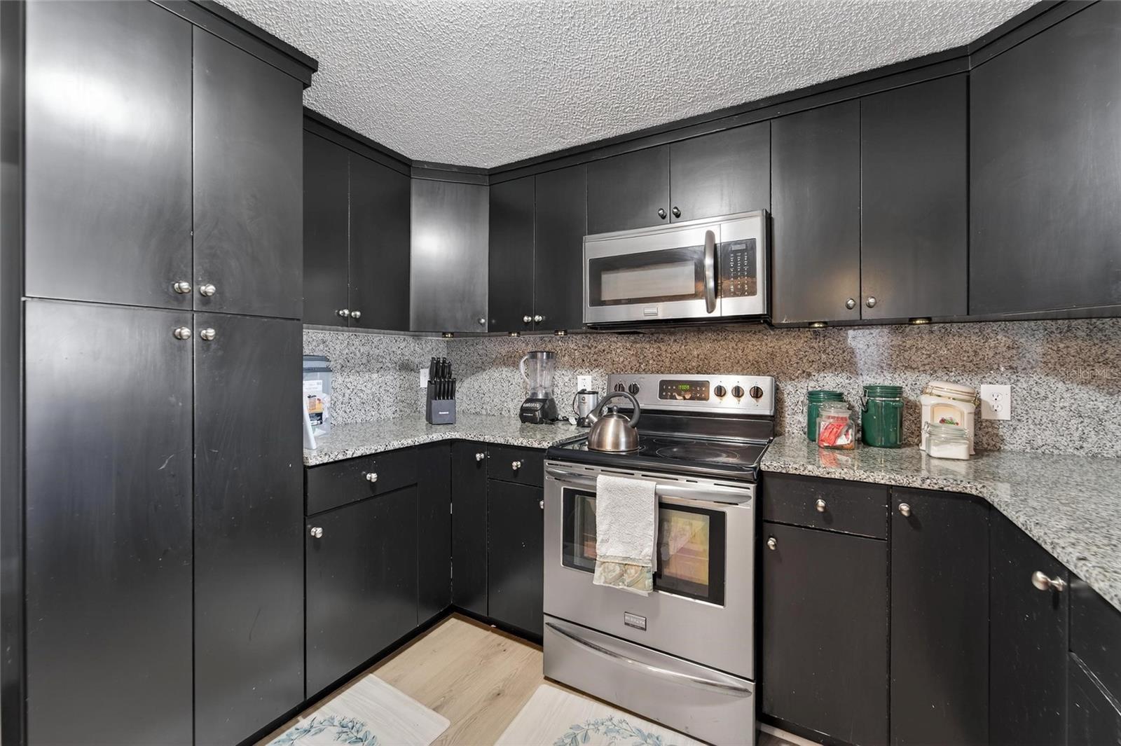 15821 Adobe Dr Property Photo 12