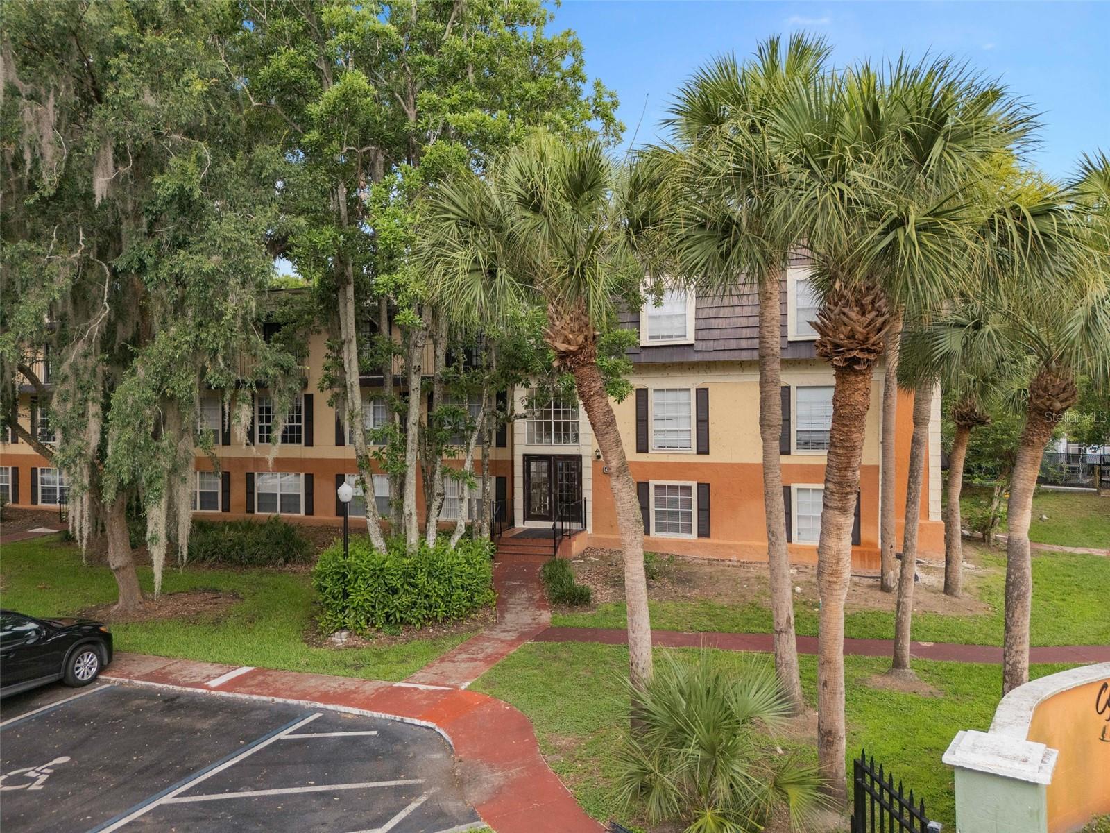 4190 Versailles Dr #4190d Property Photo 1
