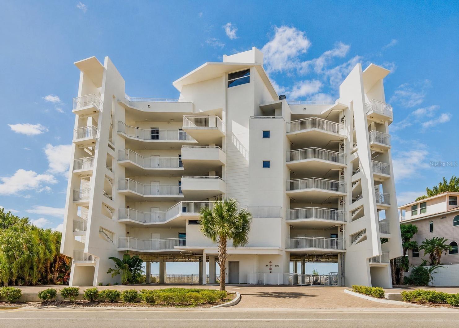 10116 Gulf Blvd #405w Property Photo 1