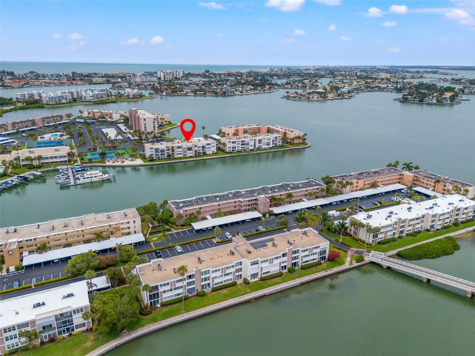 7625 SUN ISLAND DR S #207 Property Photo 1