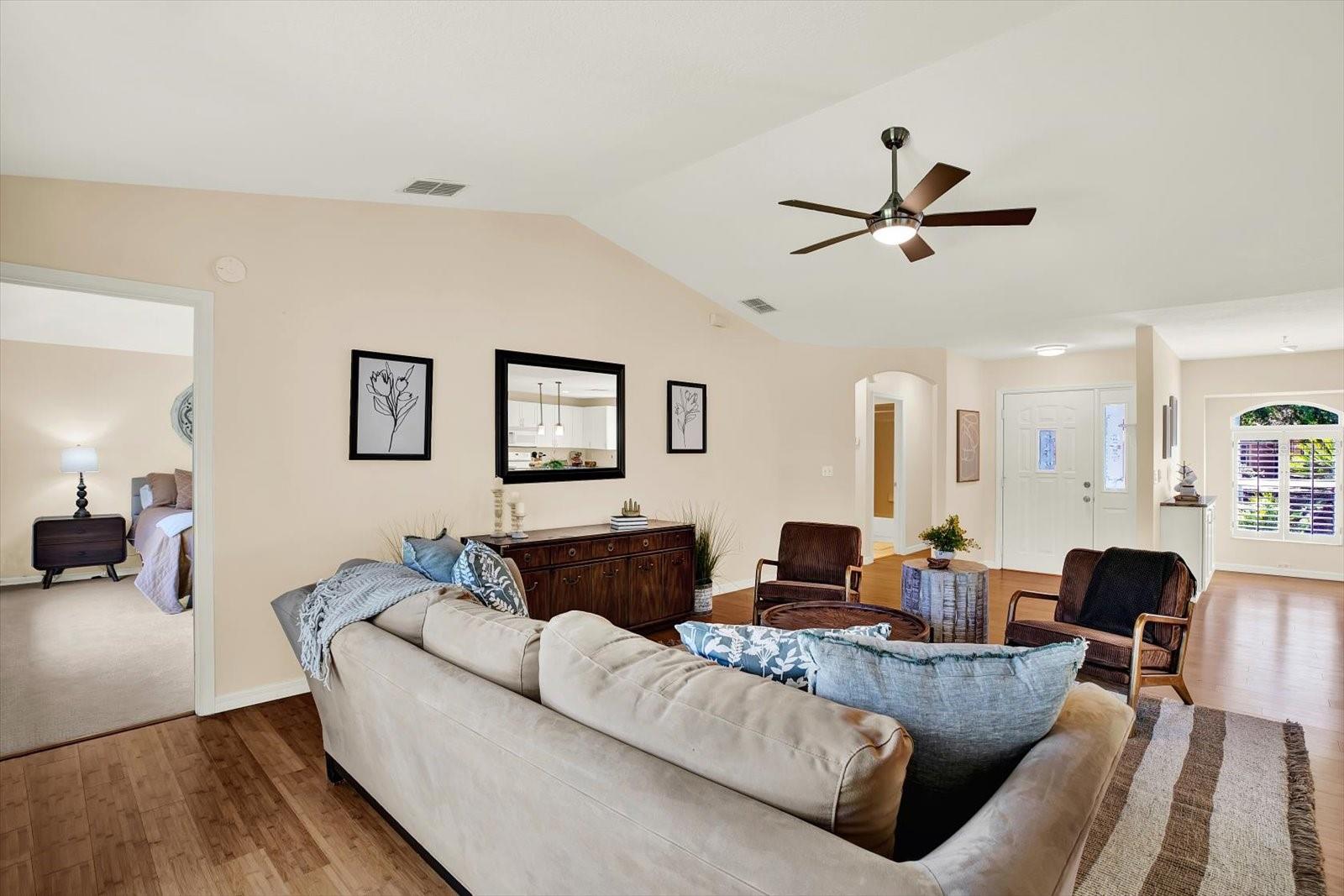 29451 Schinnecock Hills Ln Property Photo 14