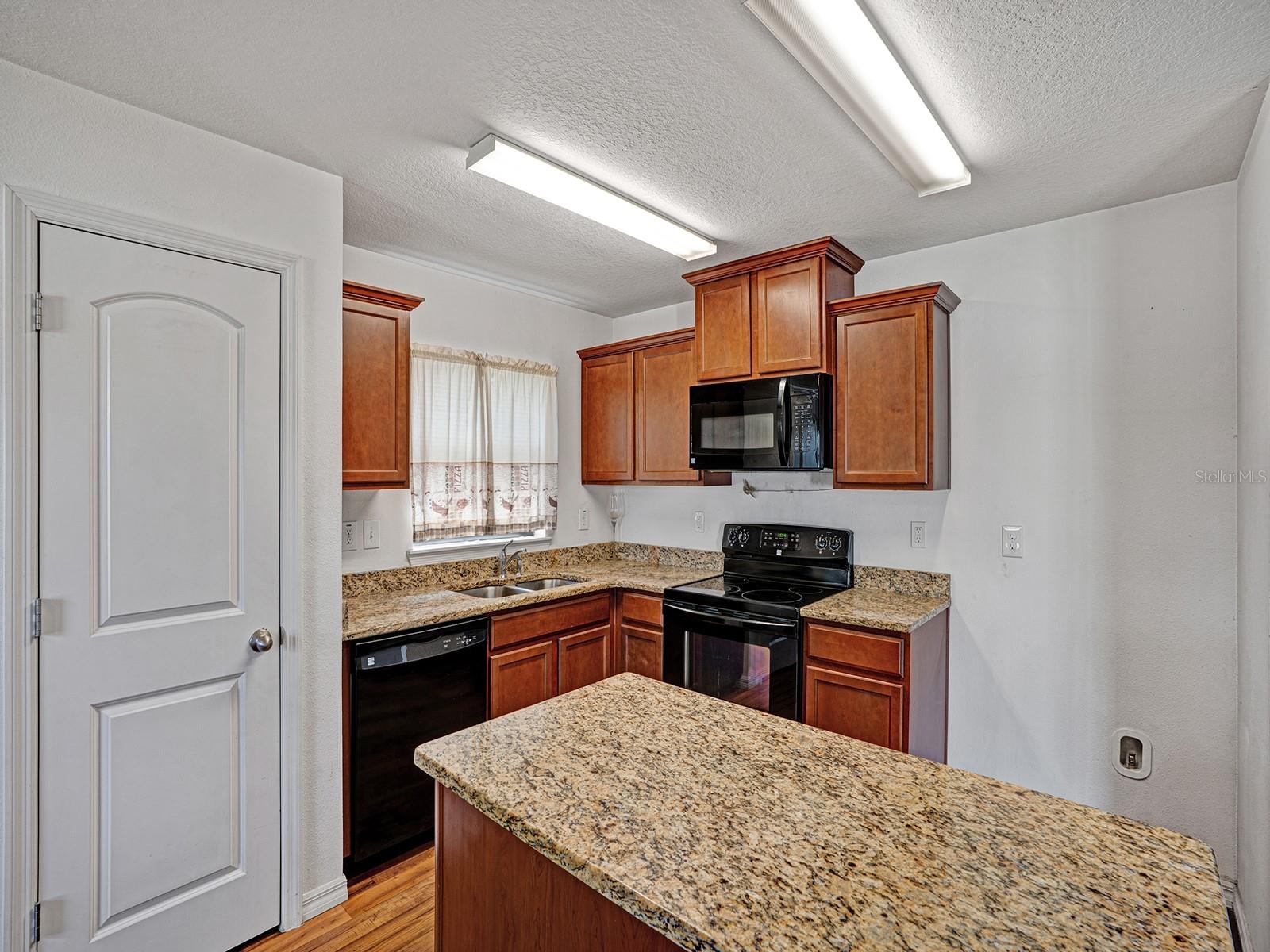 14456 Alistar Manor Dr Property Photo 10