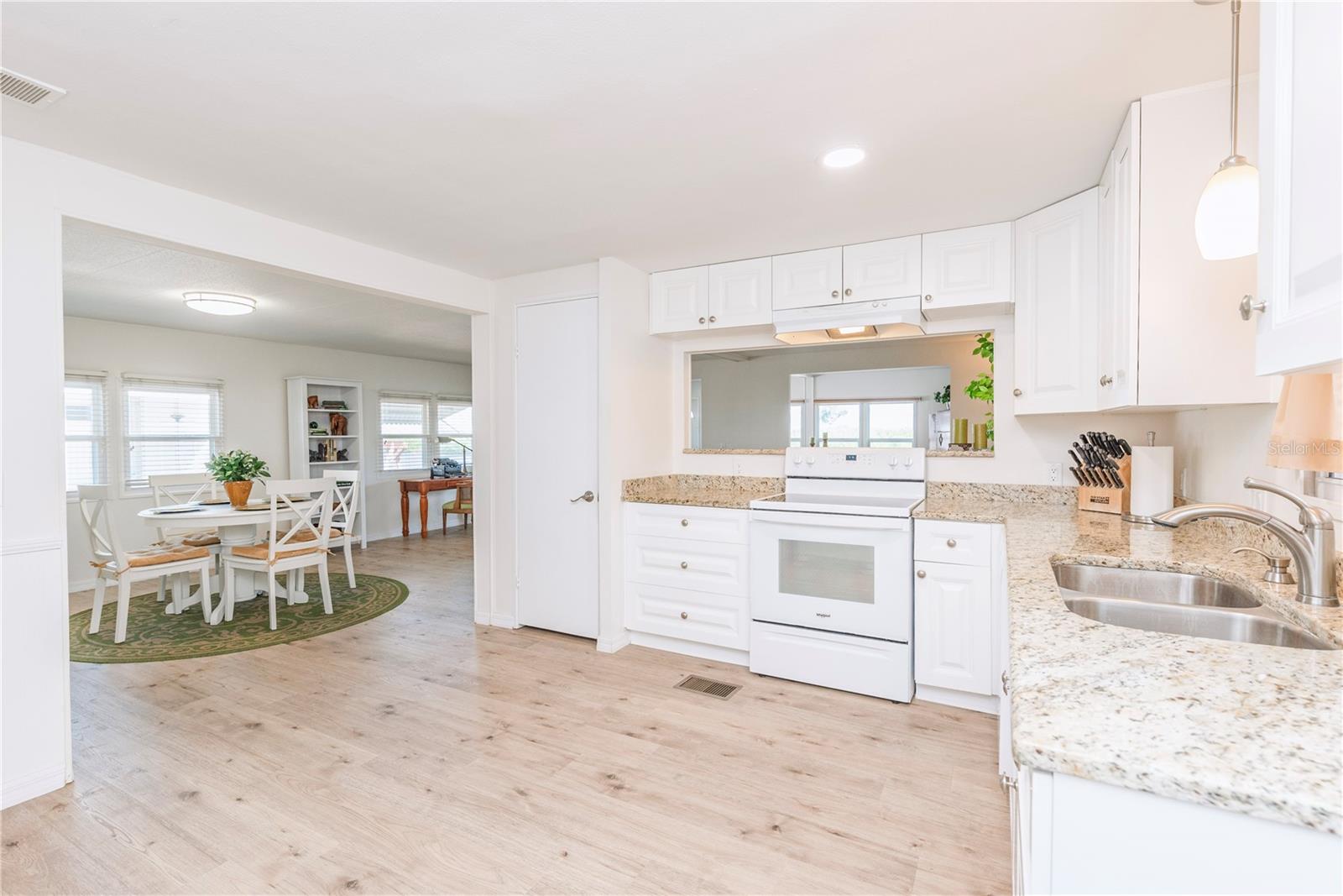 4851 W Gandy Blvd #23c Property Photo 5