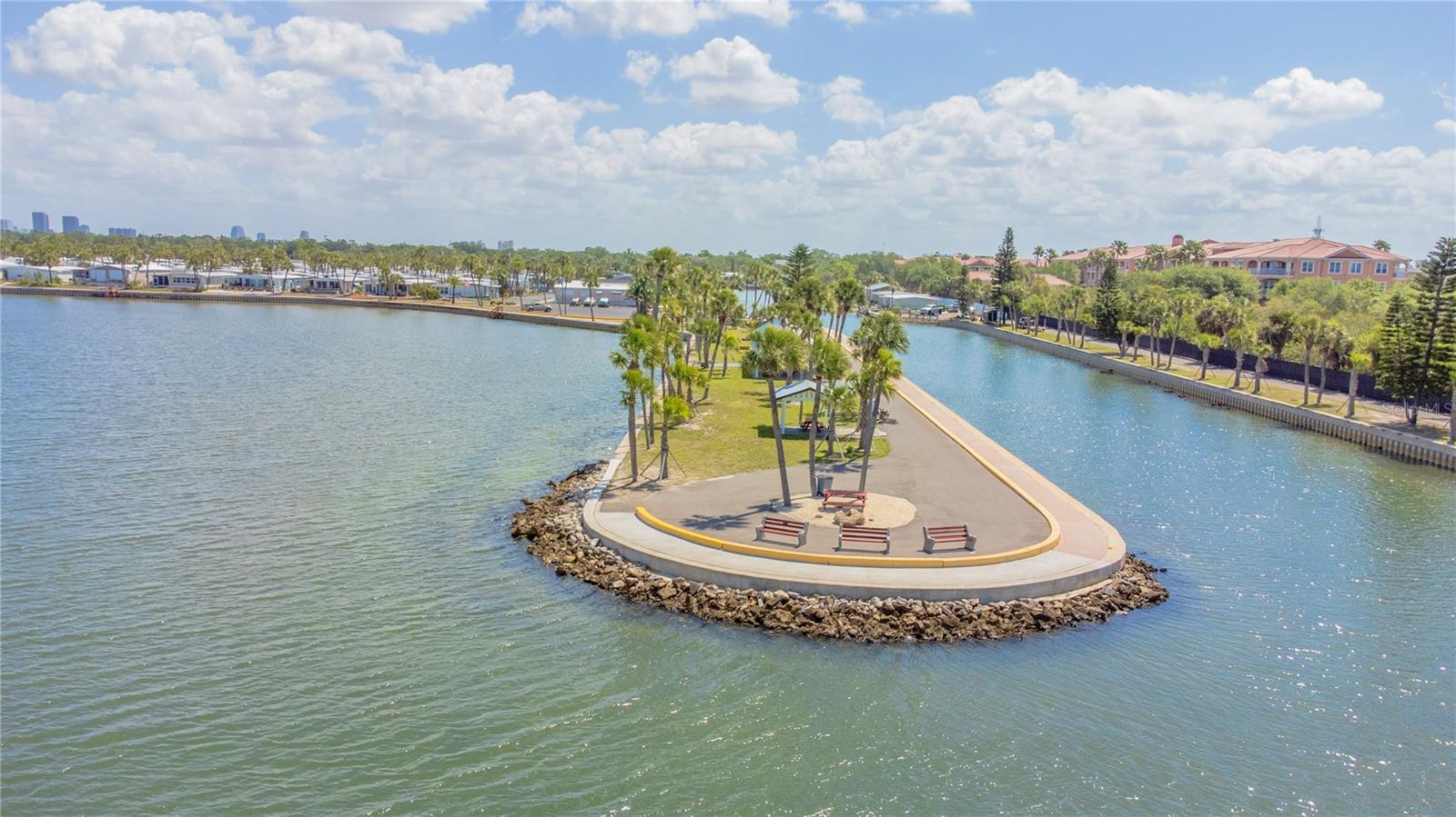 4851 W Gandy Blvd #23c Property Photo 42