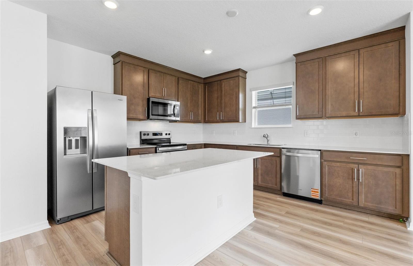 1452 Hamilton Way Property Photo 3