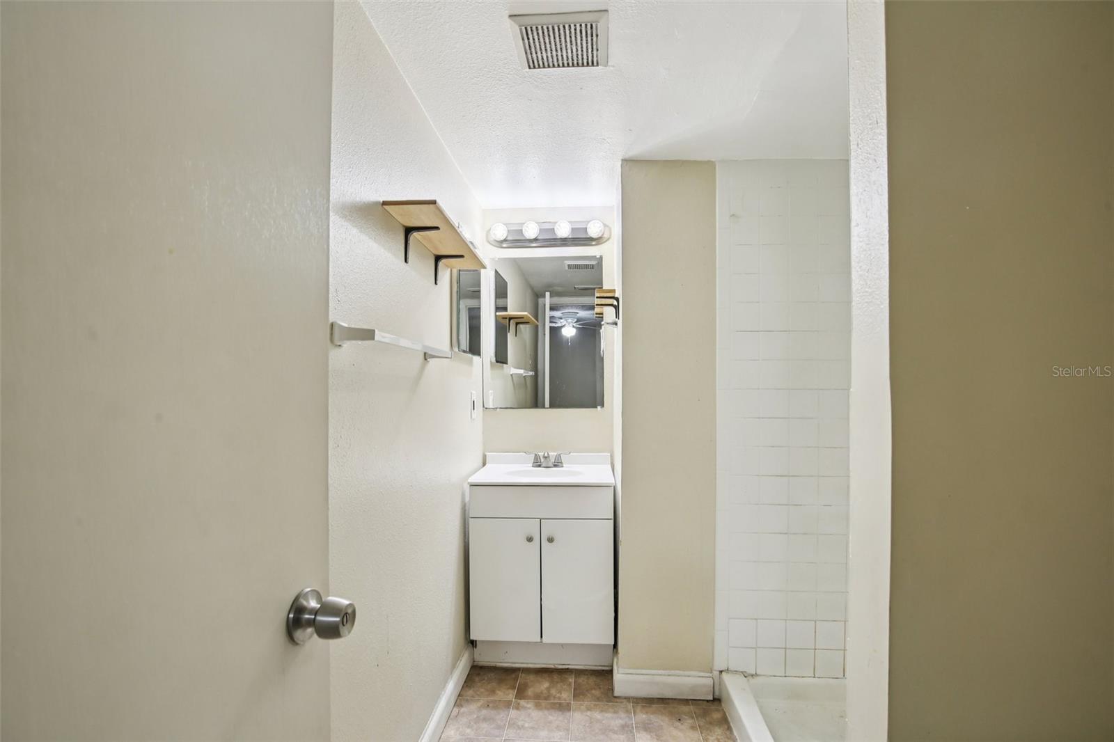 1415 Wood Ave Property Photo 14