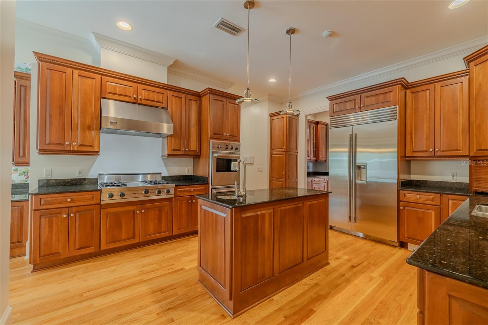 1816 S Dover Rd Property Photo 10
