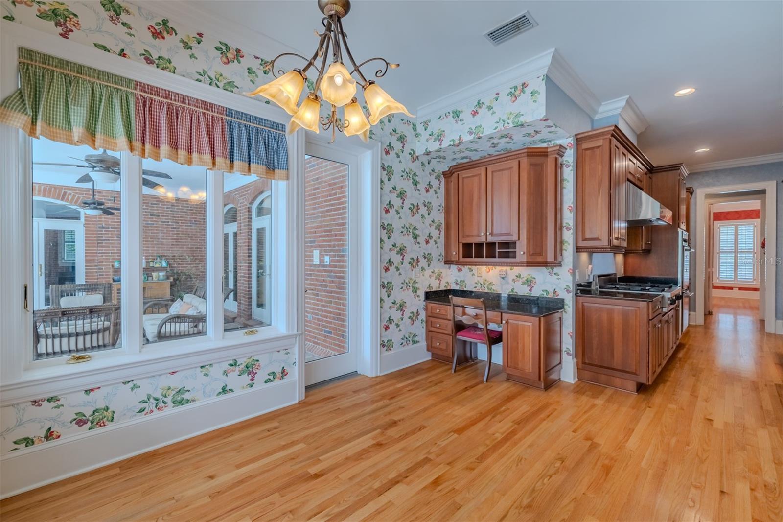 1816 S Dover Rd Property Photo 14