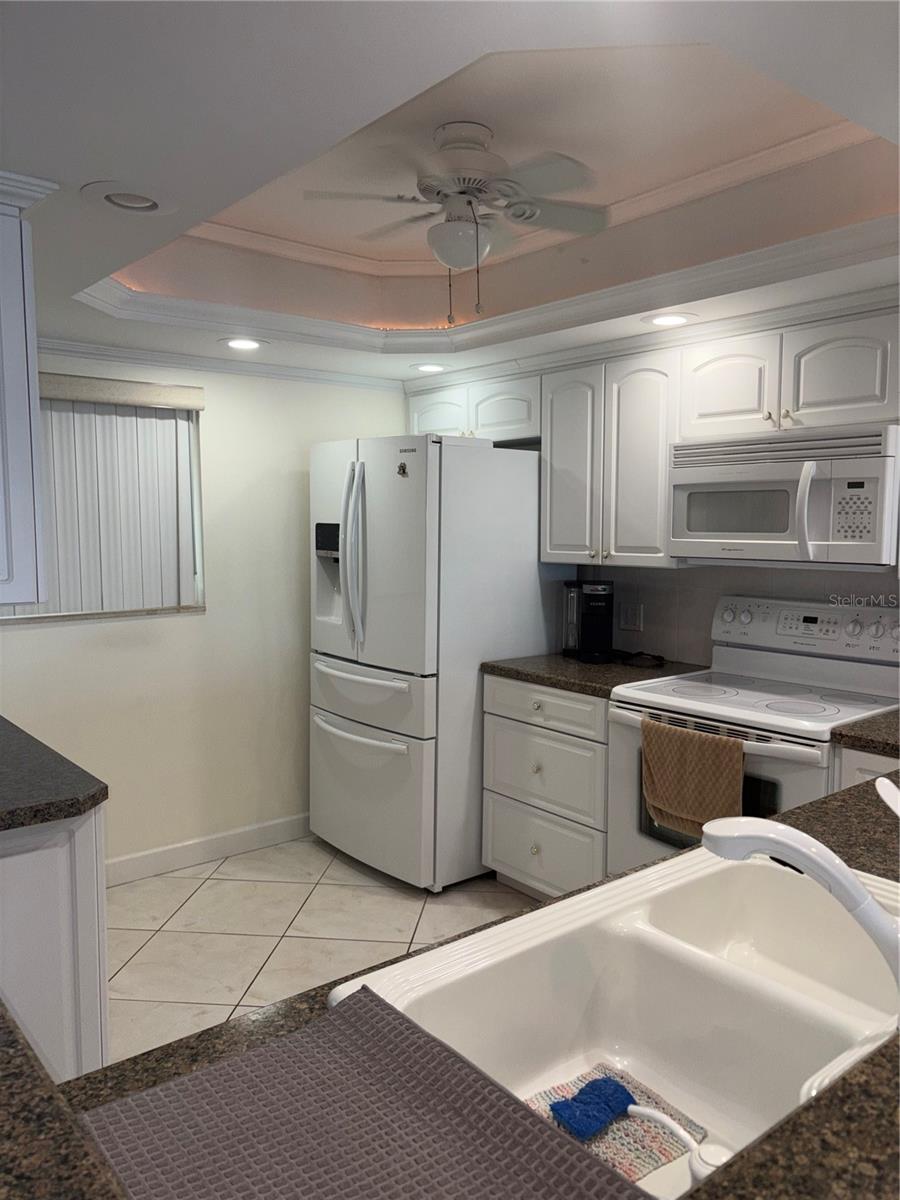 895 S Gulfview Blvd #303 Property Photo 5