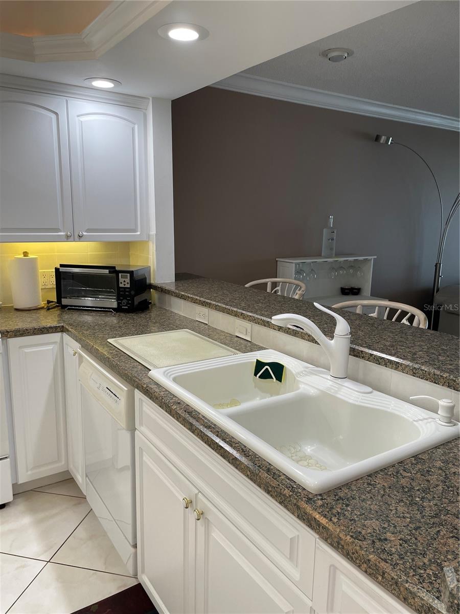 895 S Gulfview Blvd #303 Property Photo 6