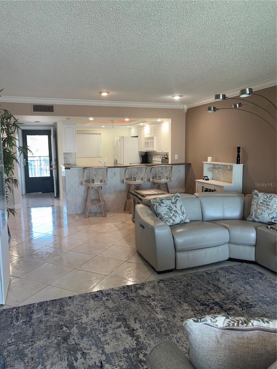 895 S Gulfview Blvd #303 Property Photo 9