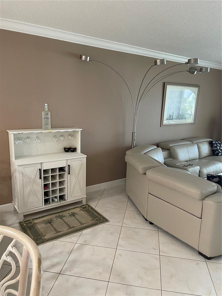 895 S Gulfview Blvd #303 Property Photo 11