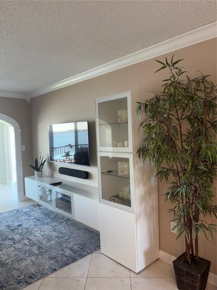 895 S Gulfview Blvd #303 Property Photo 15