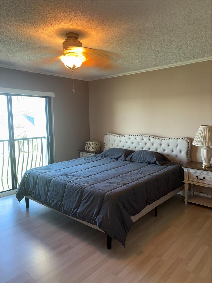 895 S Gulfview Blvd #303 Property Photo 19