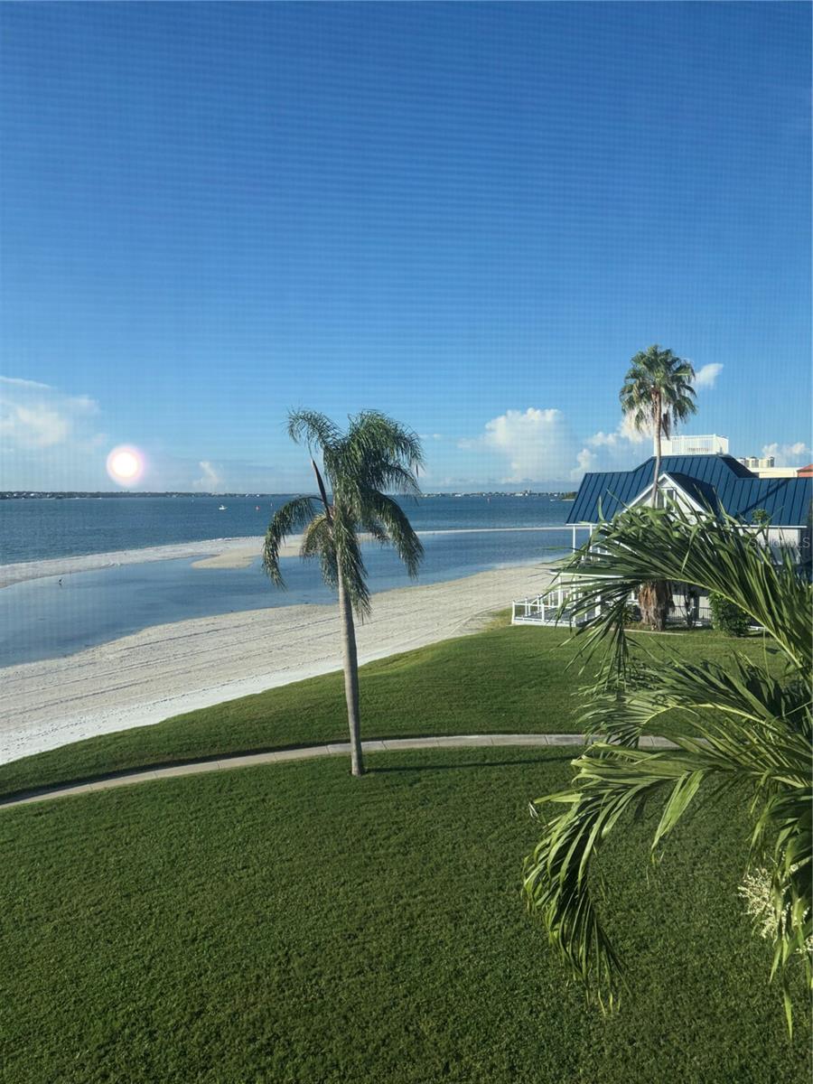 895 S Gulfview Blvd #303 Property Photo 24