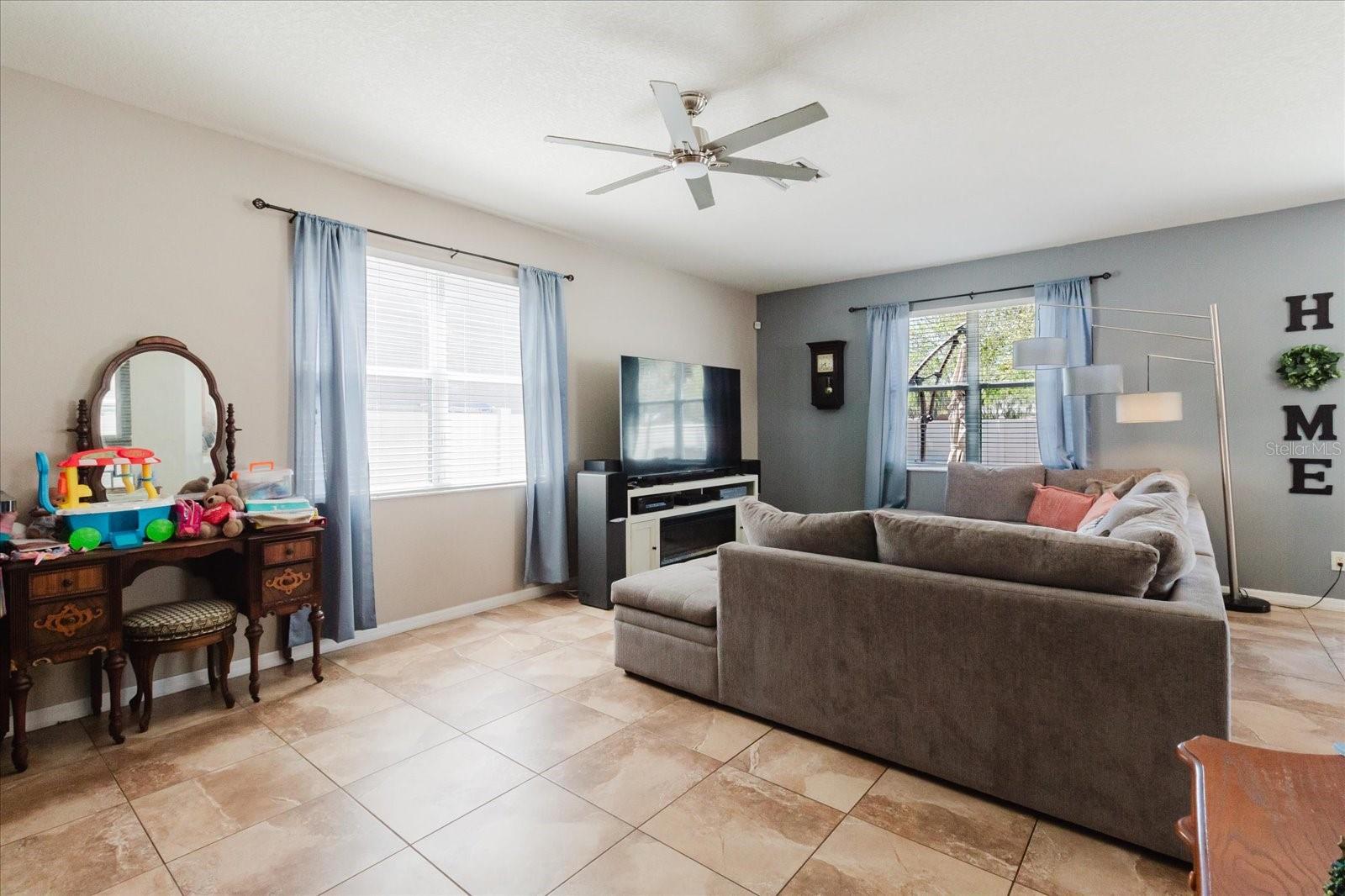 15521 Long Cypress Dr Property Photo 24