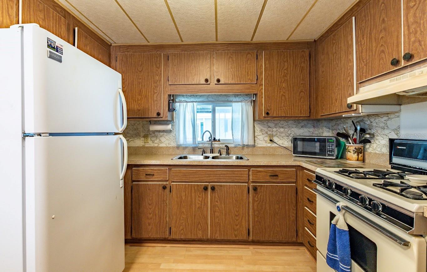 5330 Betmar Dr Property Photo 9