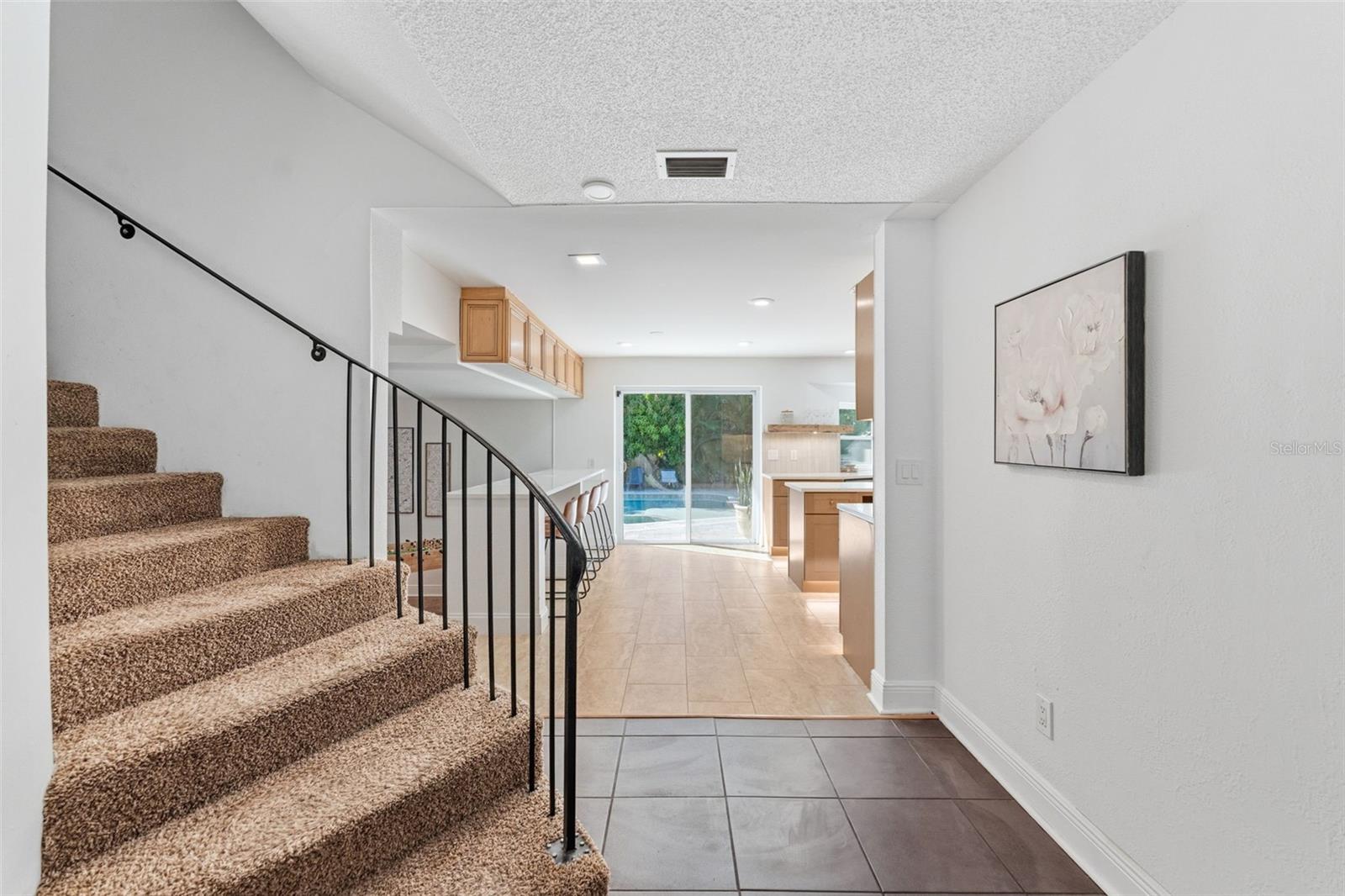 1584 Oak Lane Property Photo 7