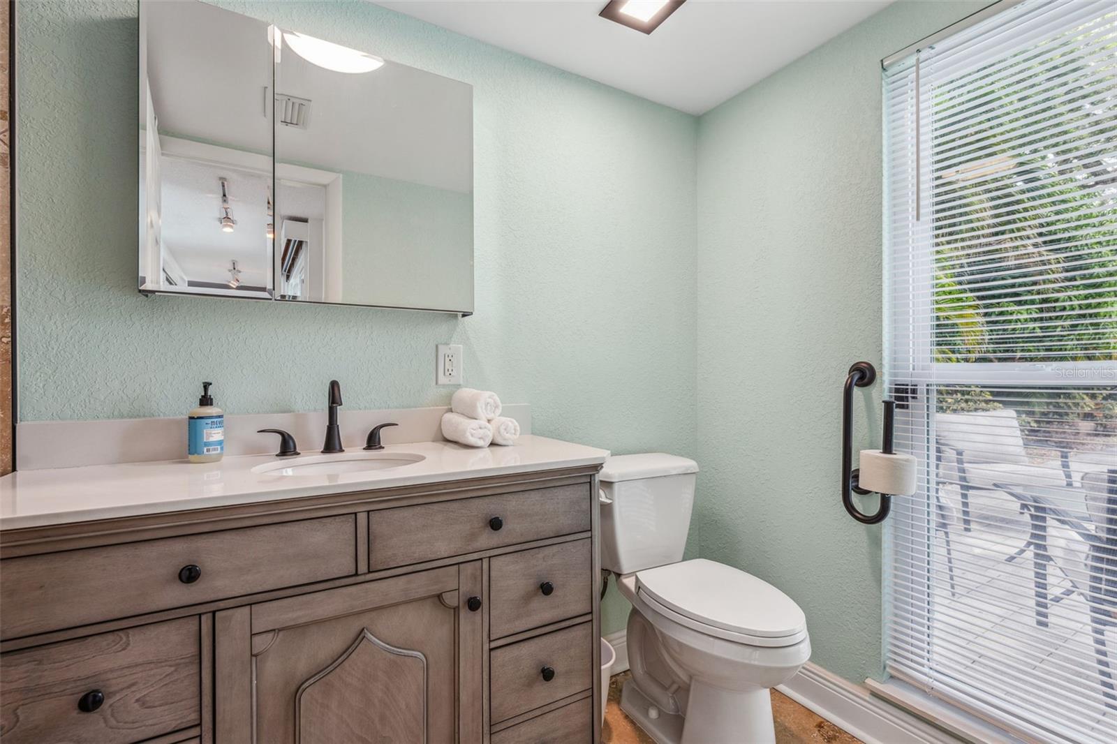 1584 Oak Lane Property Photo 44