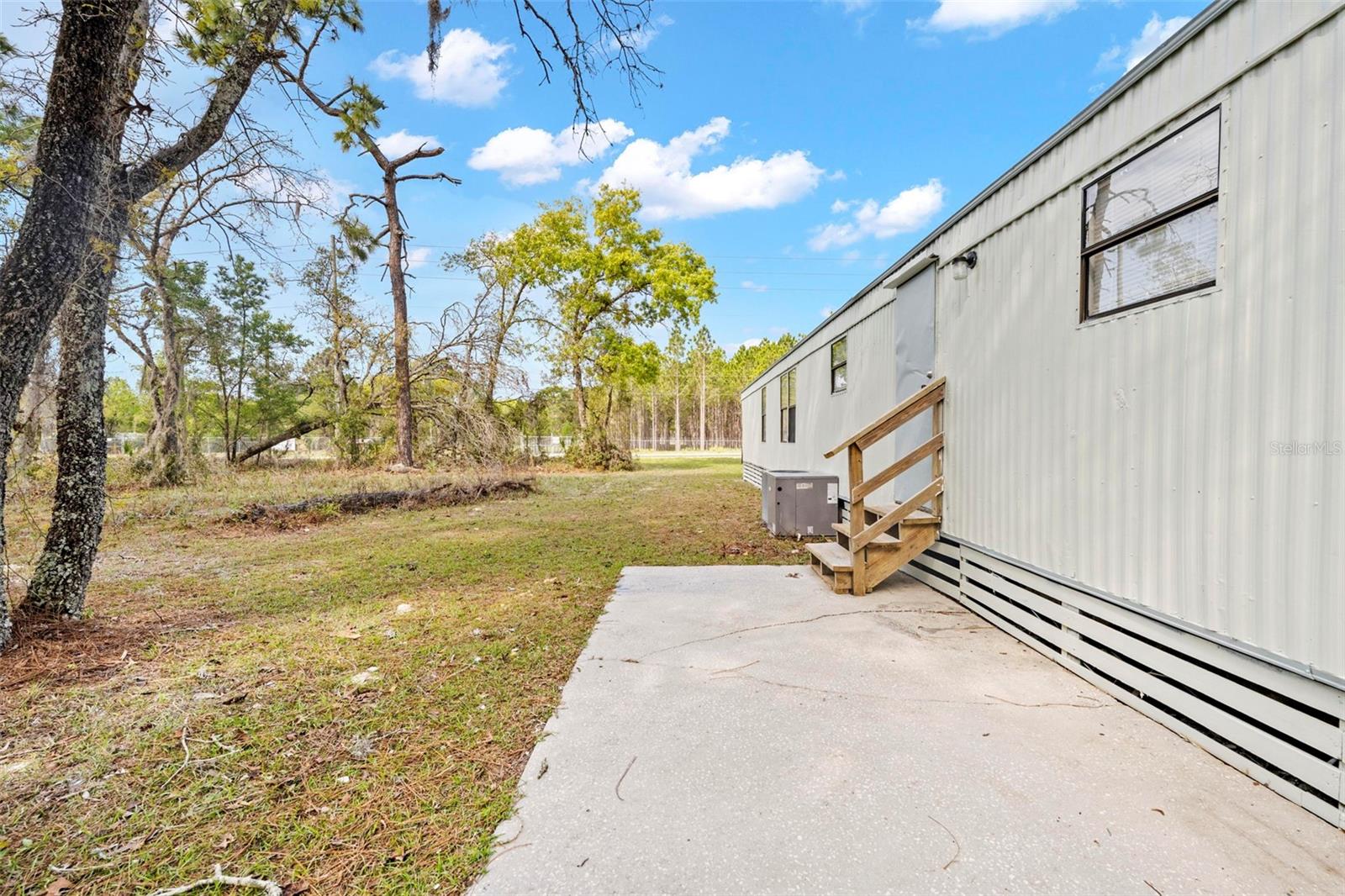 TB8490427 Property Photo 16