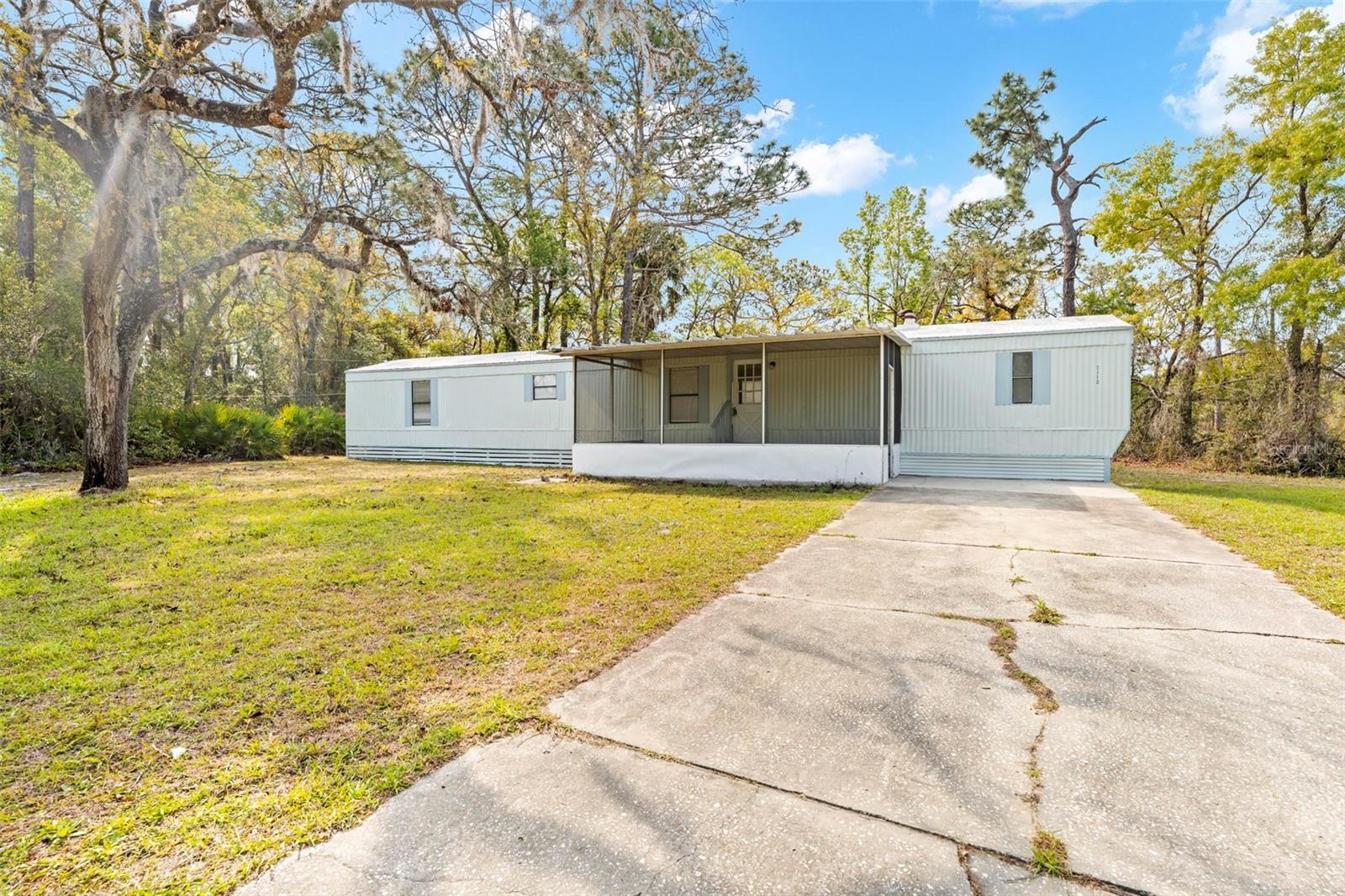 TB8490427 Property Photo 18