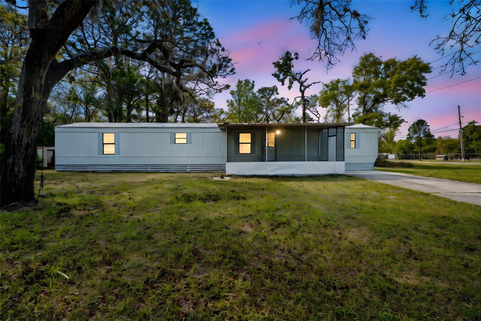 TB8490427 Property Photo 22
