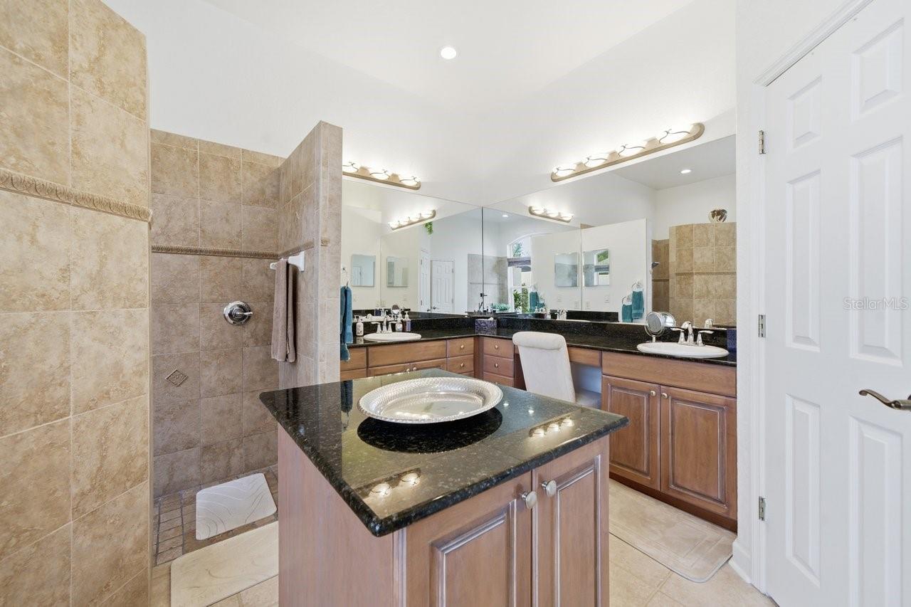 5021 Championship Cup Ln Property Photo 17