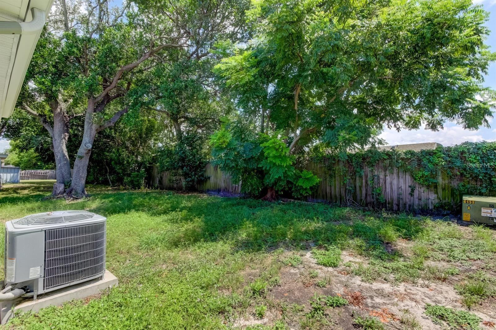 7144 Fairfax Dr Property Photo 44