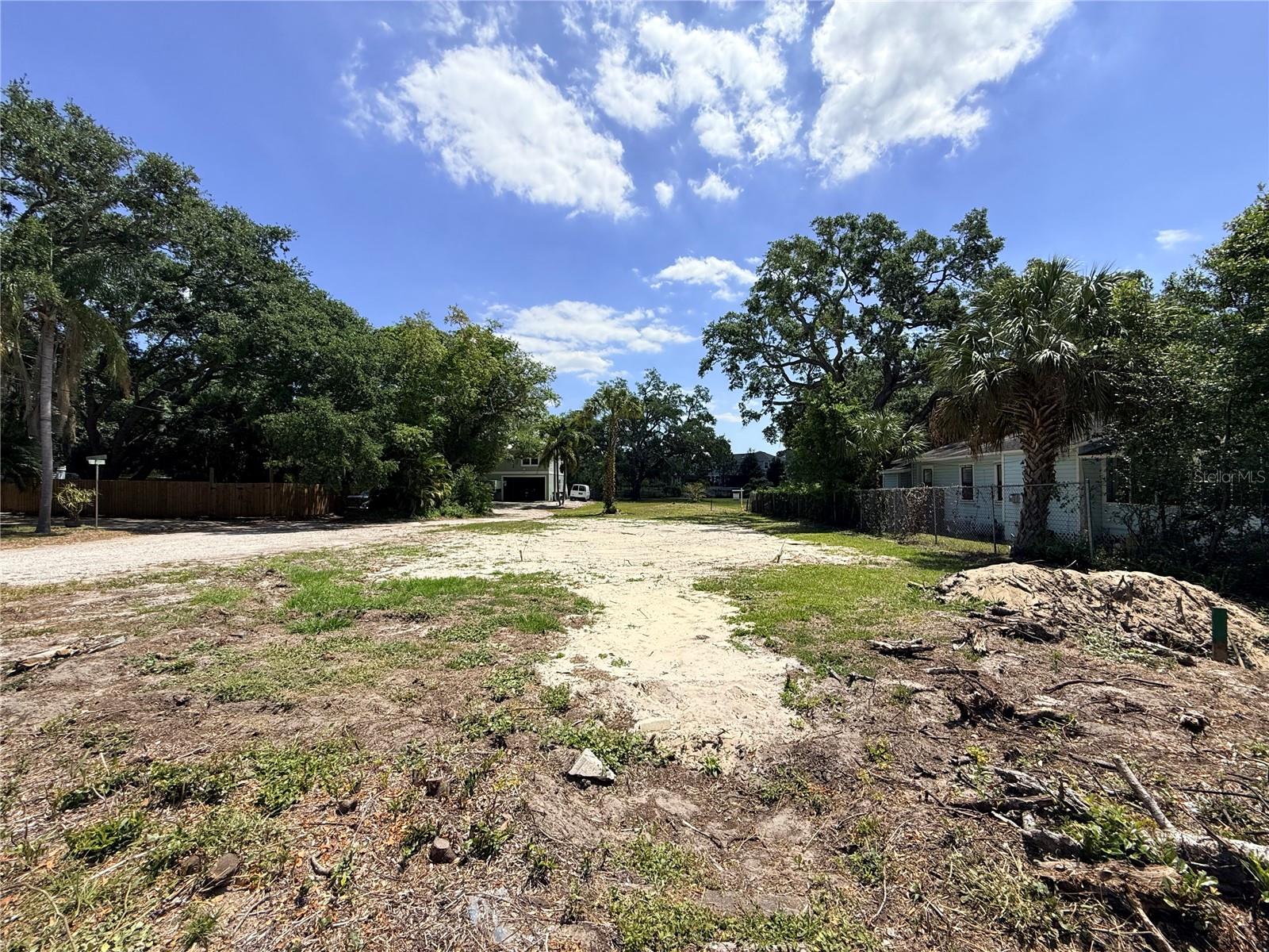 290 Orange St Property Photo 18