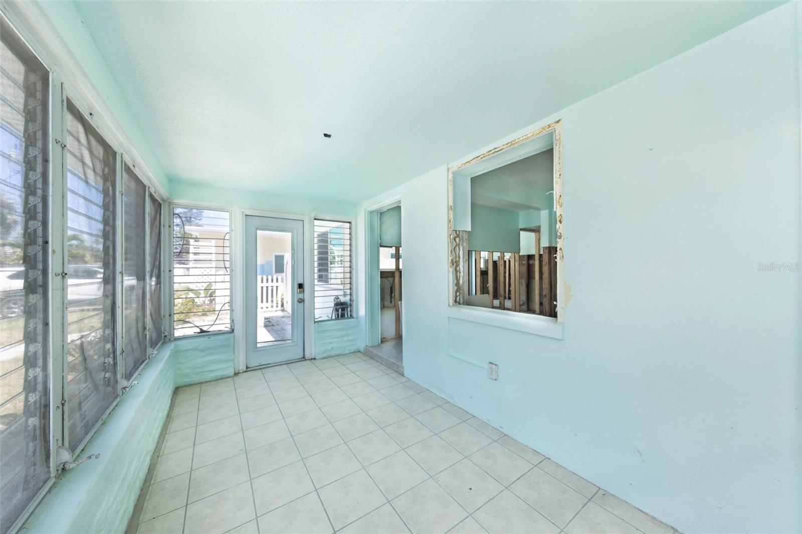 875 Bruce Ave Property Photo 8