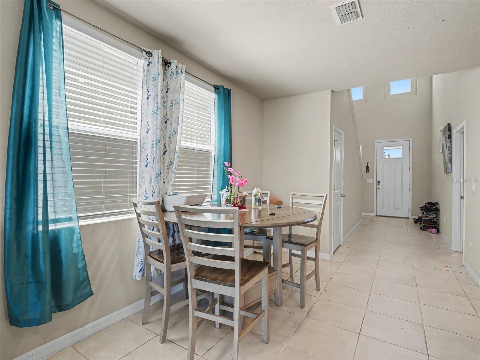 7144 Boggy Creek Pl Property Photo 4