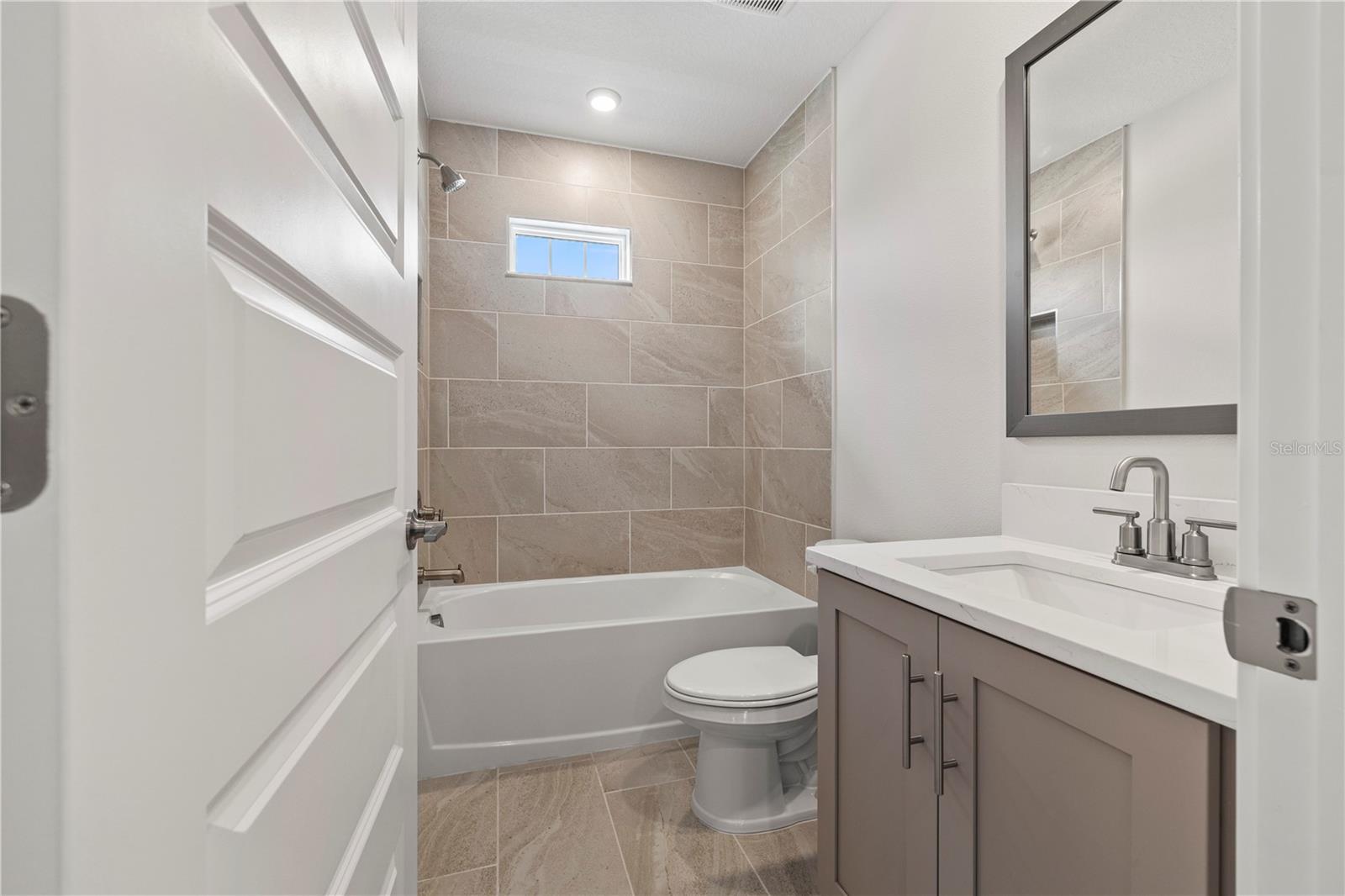 1522 W Arch St Property Photo 32