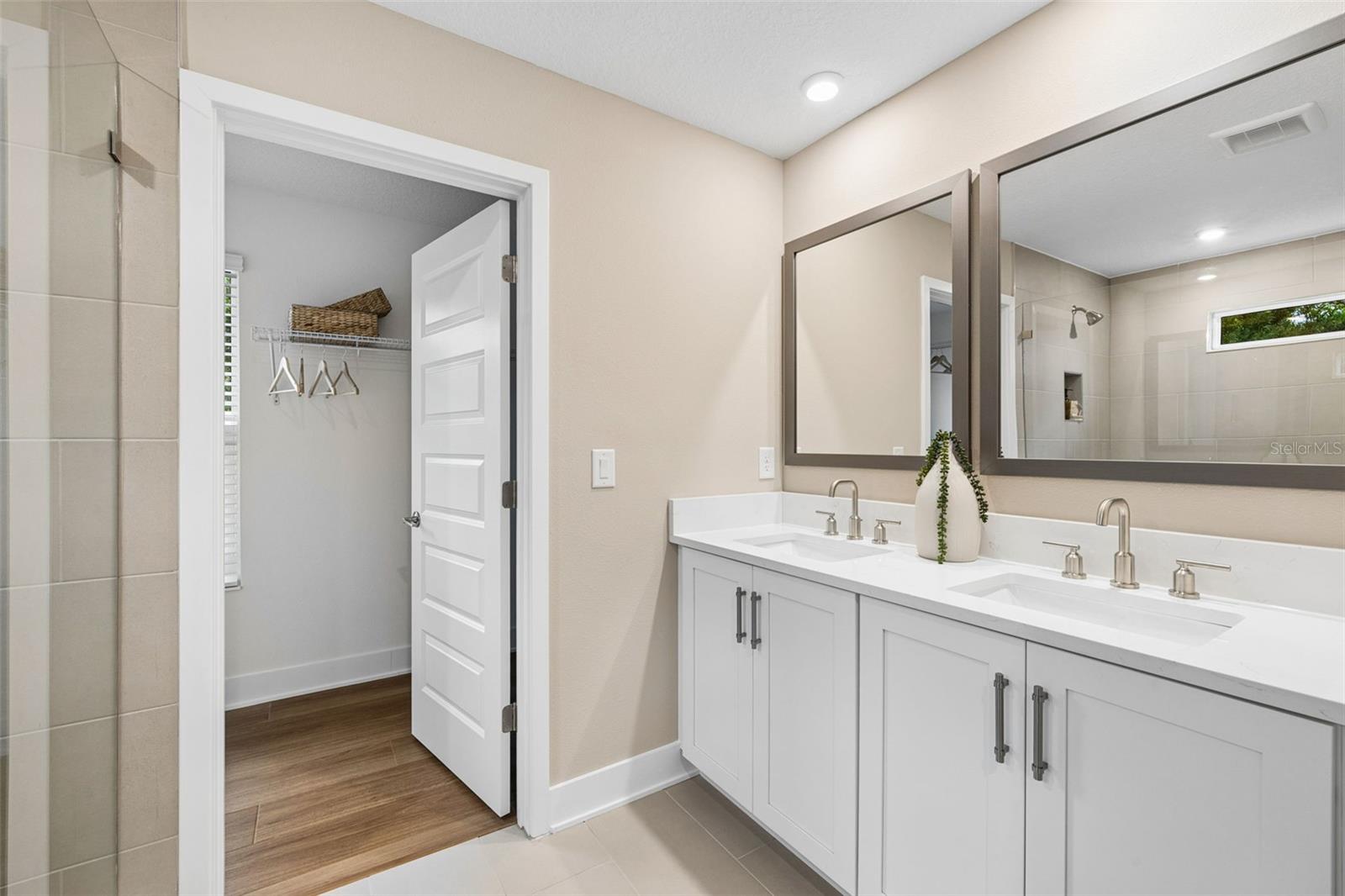1526 W Arch St Property Photo 18