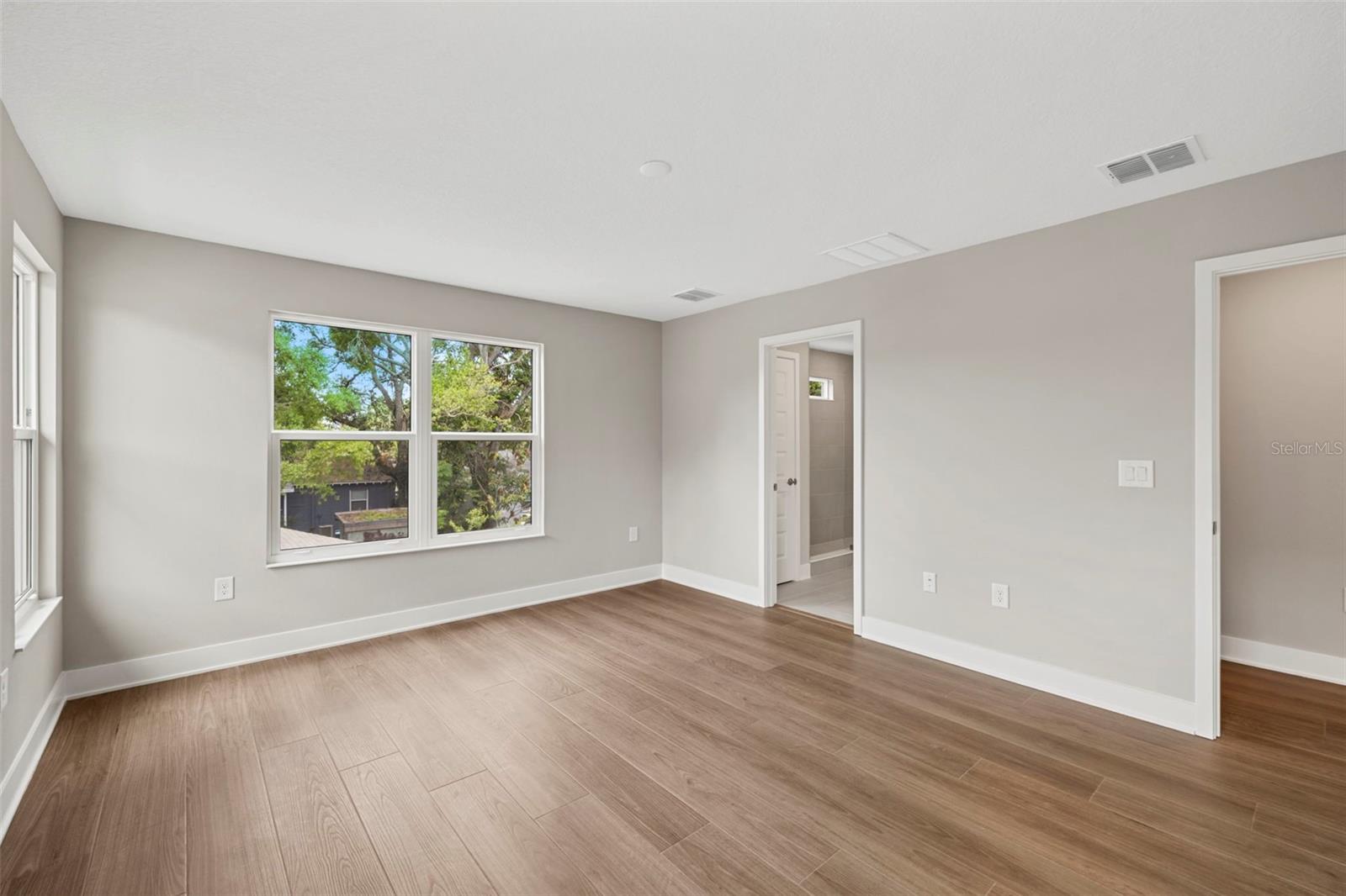 1526 W Arch St Property Photo 38