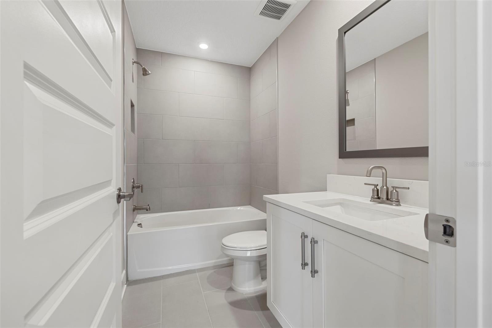 1526 W Arch St Property Photo 45